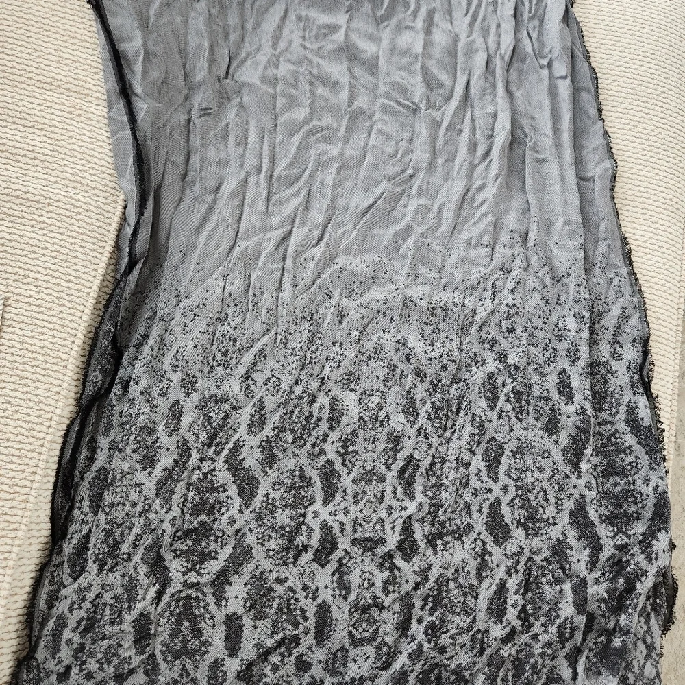 Calvin Klein Gray Scarf, Large 27x36 Inches